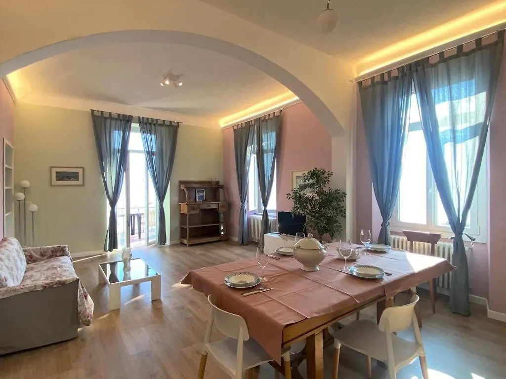 The Comfort - Big Apartment In Villa With Garden And Terrace Argegno